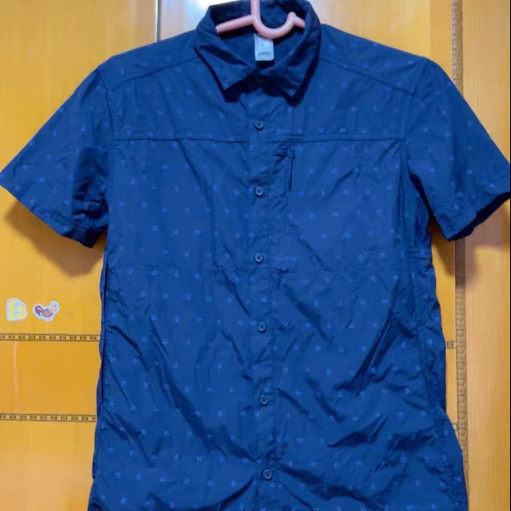 Blue Short Sleeve Tees for a Casual Look